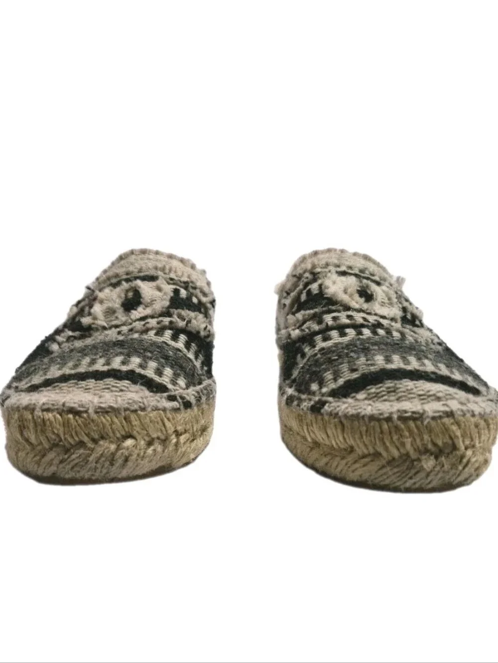 Chanel G29762 Flat Espadrille Size 37 ( US 37 ).